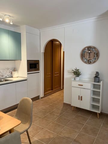 2 slaapkamer Appartement te koop in Almuñécar met zwembad - € 220.000 (Ref: 9632647)