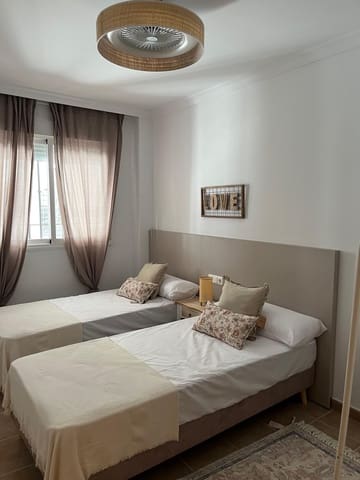 2 slaapkamer Appartement te koop in Almuñécar met zwembad - € 220.000 (Ref: 9632647)