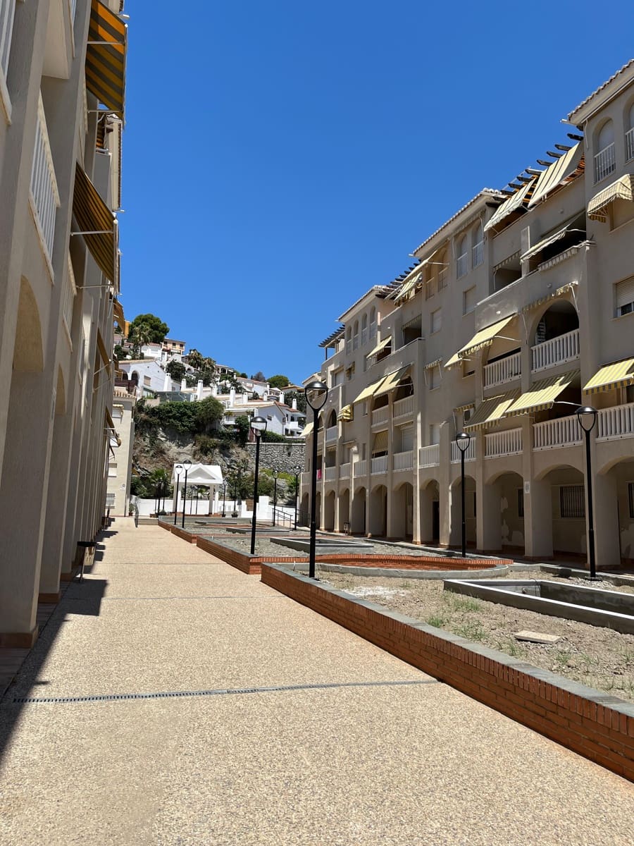 3 soveværelse Lejlighed til salg i Almunecar med swimmingpool - € 339.000 (Ref: 9632767)