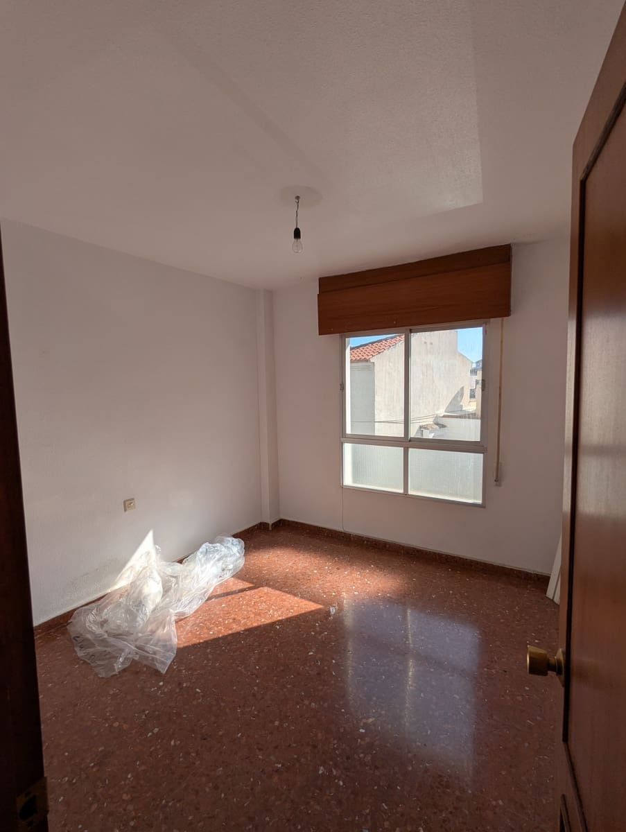 4 chambre Maison de Ville à vendre à Salobrena avec garage - 179 000 € (Ref: 9632769)