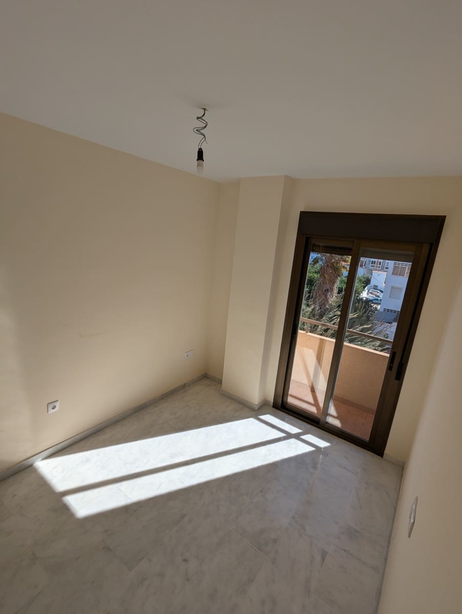 3 soveværelse Lejlighed til salg i Almunecar - € 295.000 (Ref: 9645469)