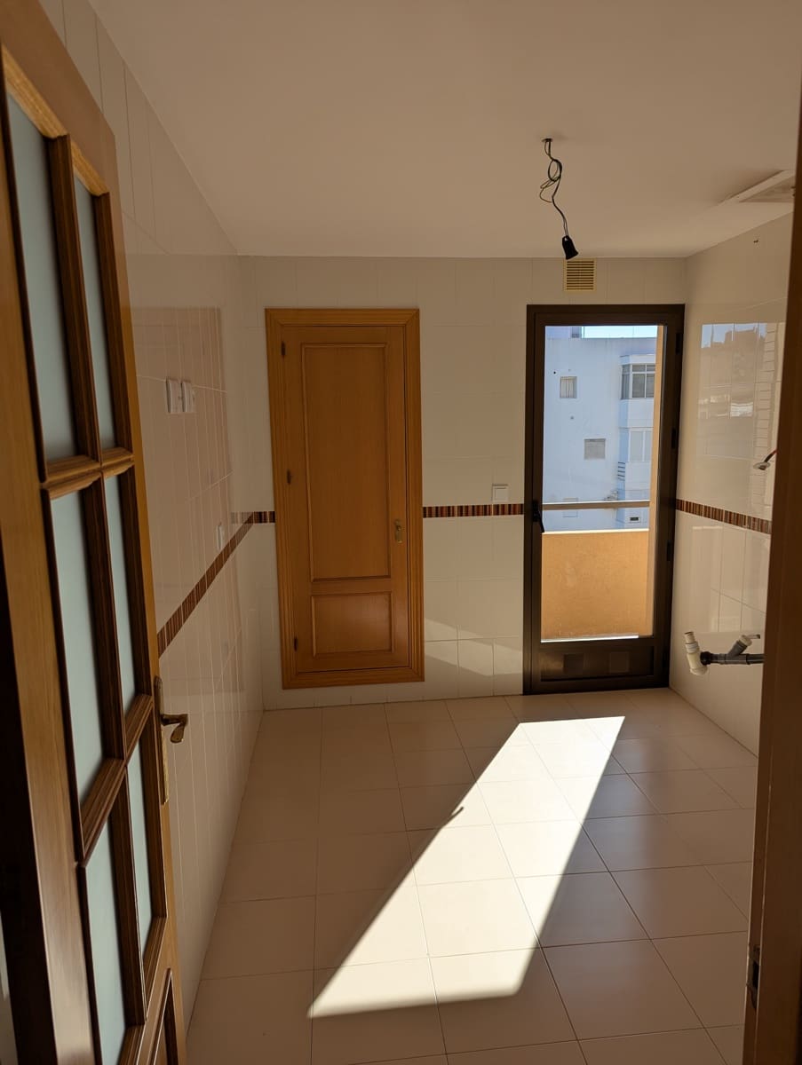 3 soveværelse Lejlighed til salg i Almunecar - € 295.000 (Ref: 9645469)