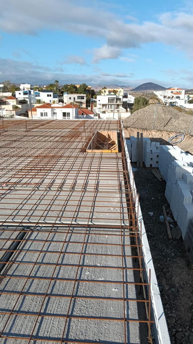 3 bedroom Villa for sale in Tarajalejo with garage - € 430,000 (Ref: 9547212)