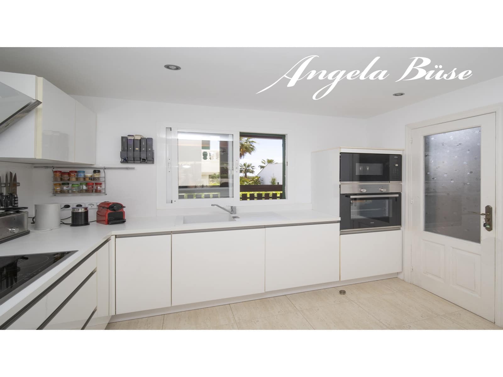 3 soverom Villa til salgs i Cala Murada med svømmebasseng garasje - € 580 000 (Ref: 9618441)