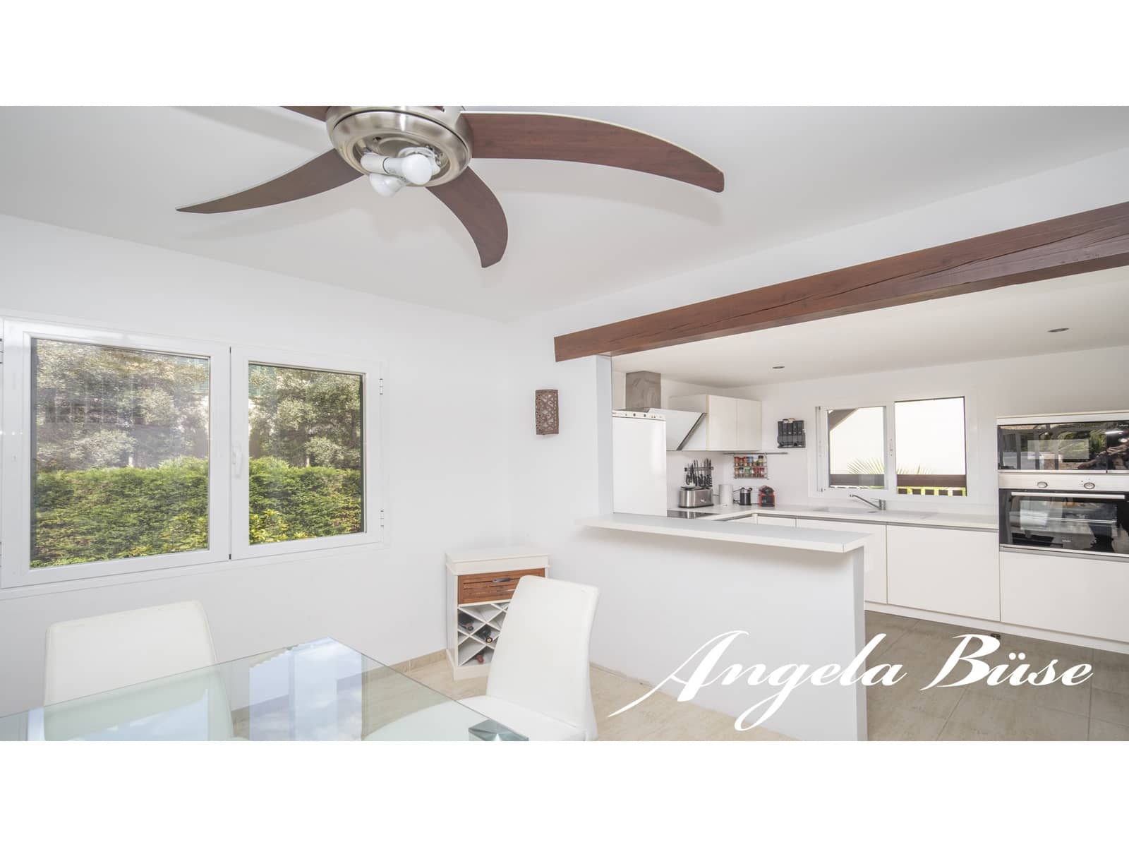 3 soverom Villa til salgs i Cala Murada med svømmebasseng garasje - € 580 000 (Ref: 9618441)