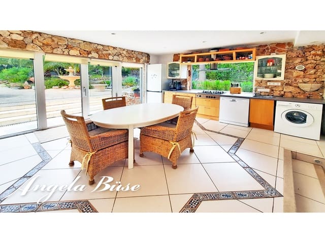 4 soverom Villa til salgs i Cala Murada, Manacor med svømmebasseng - € 990 000 (Ref: 9626286)