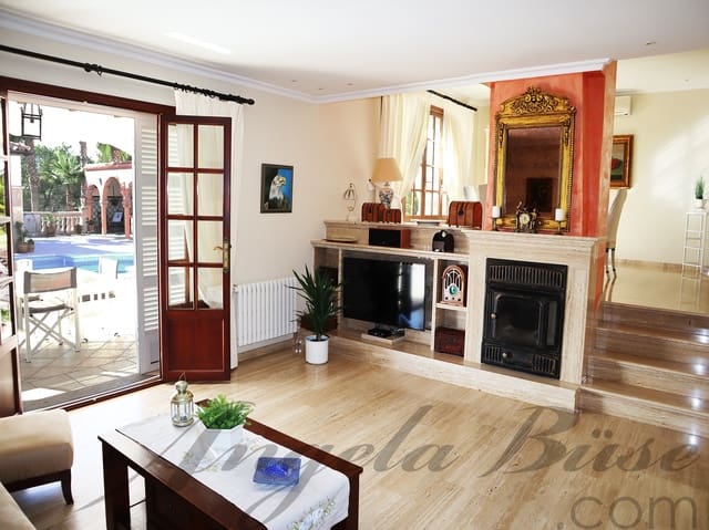 3 soverom Villa til salgs i Cala Murada, Manacor med svømmebasseng garasje - € 1 800 000 (Ref: 9640634)