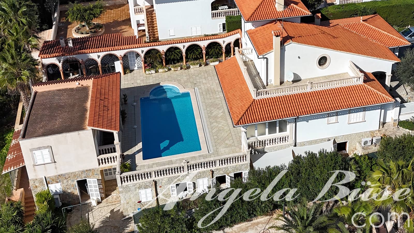 3 soverom Villa til salgs i Cala Murada med svømmebasseng garasje - € 1 800 000 (Ref: 9640634)