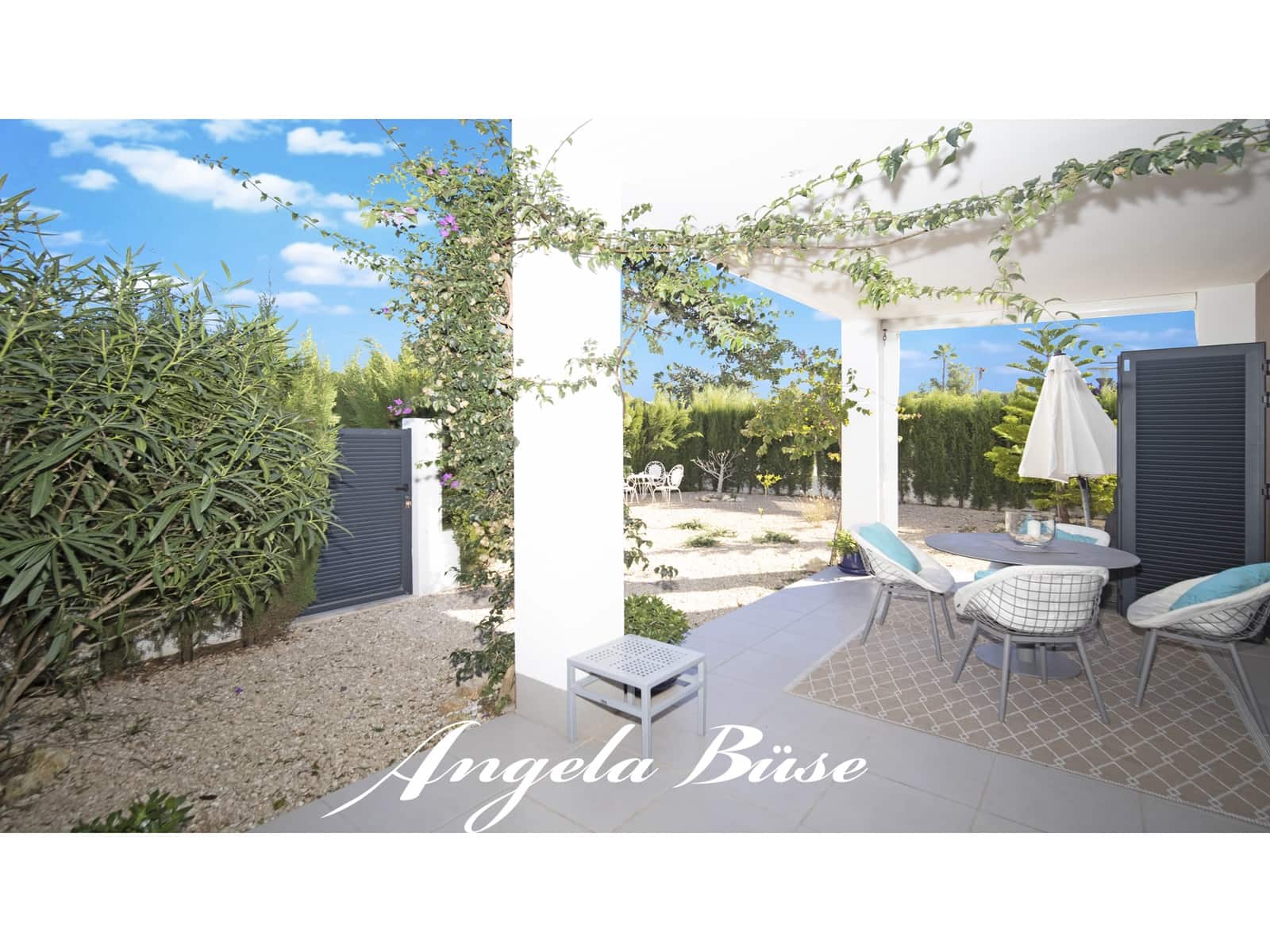 2 soverom Rekkehus til salgs i Cala Murada med svømmebasseng garasje - € 390 000 (Ref: 9640645)