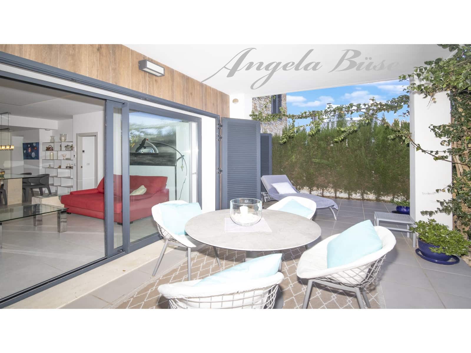 2 soverom Rekkehus til salgs i Cala Murada med svømmebasseng garasje - € 390 000 (Ref: 9640645)