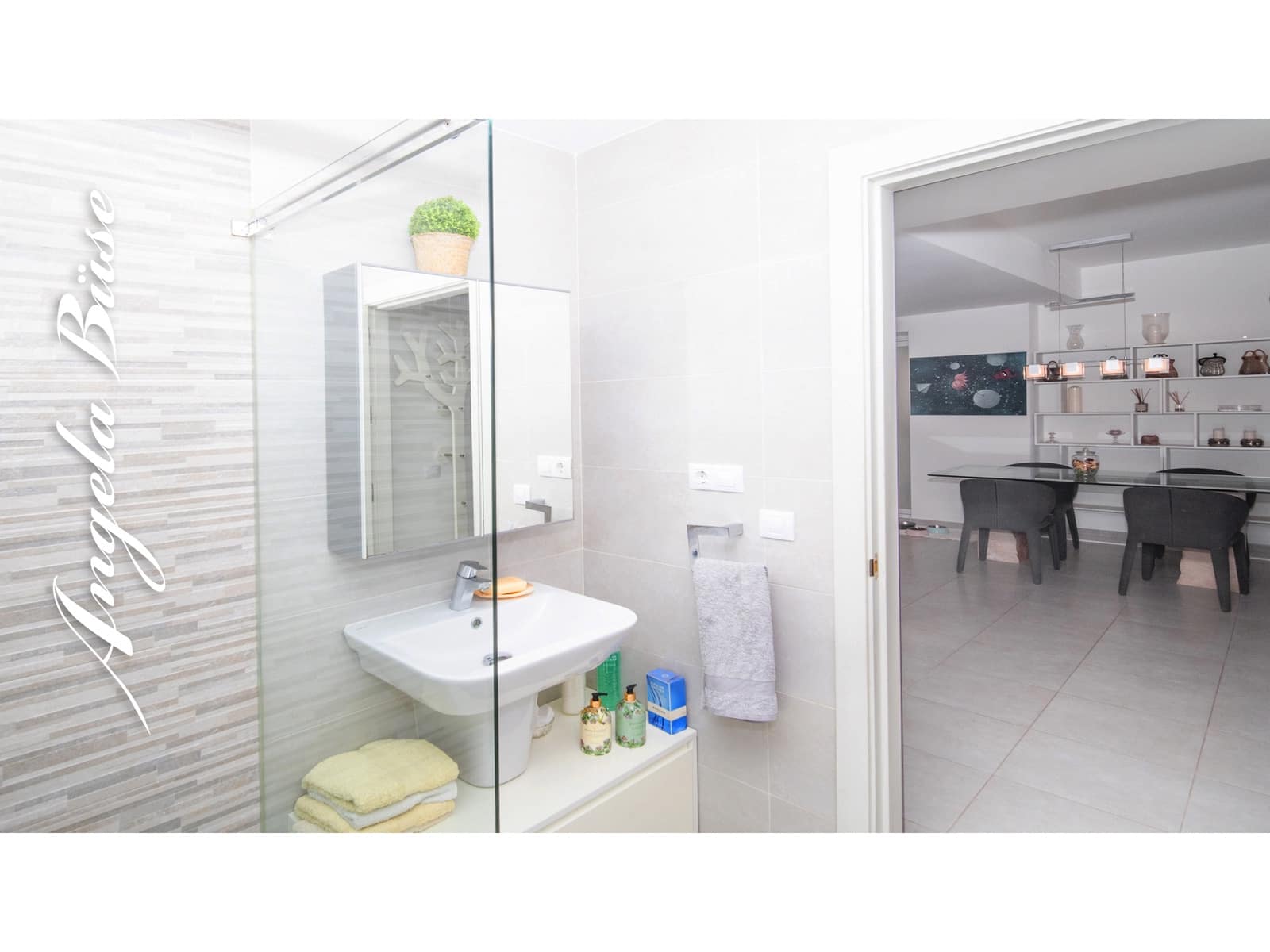 2 soverom Rekkehus til salgs i Cala Murada med svømmebasseng garasje - € 390 000 (Ref: 9640645)