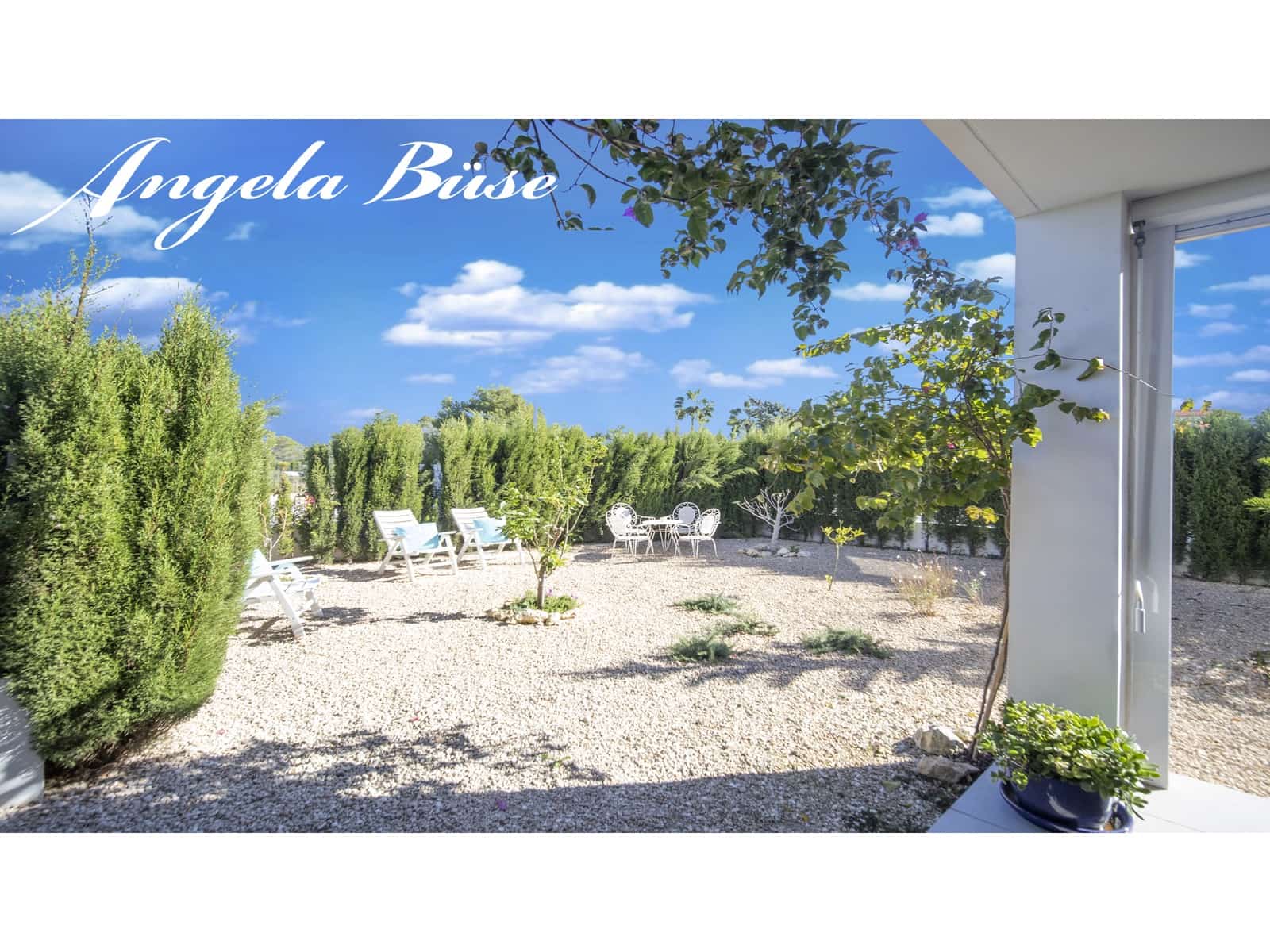 2 soverom Rekkehus til salgs i Cala Murada med svømmebasseng garasje - € 390 000 (Ref: 9640645)