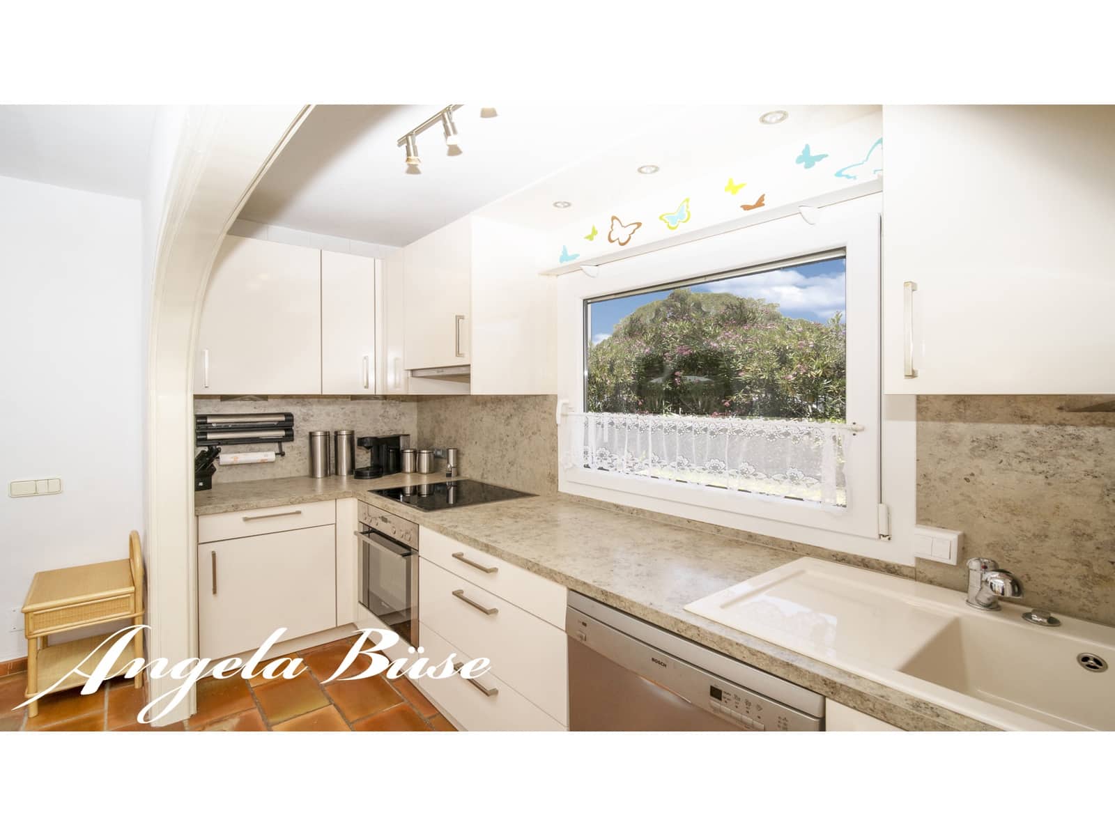 3 soverom Villa til salgs i Cala Murada med svømmebasseng garasje - € 750 000 (Ref: 9640666)