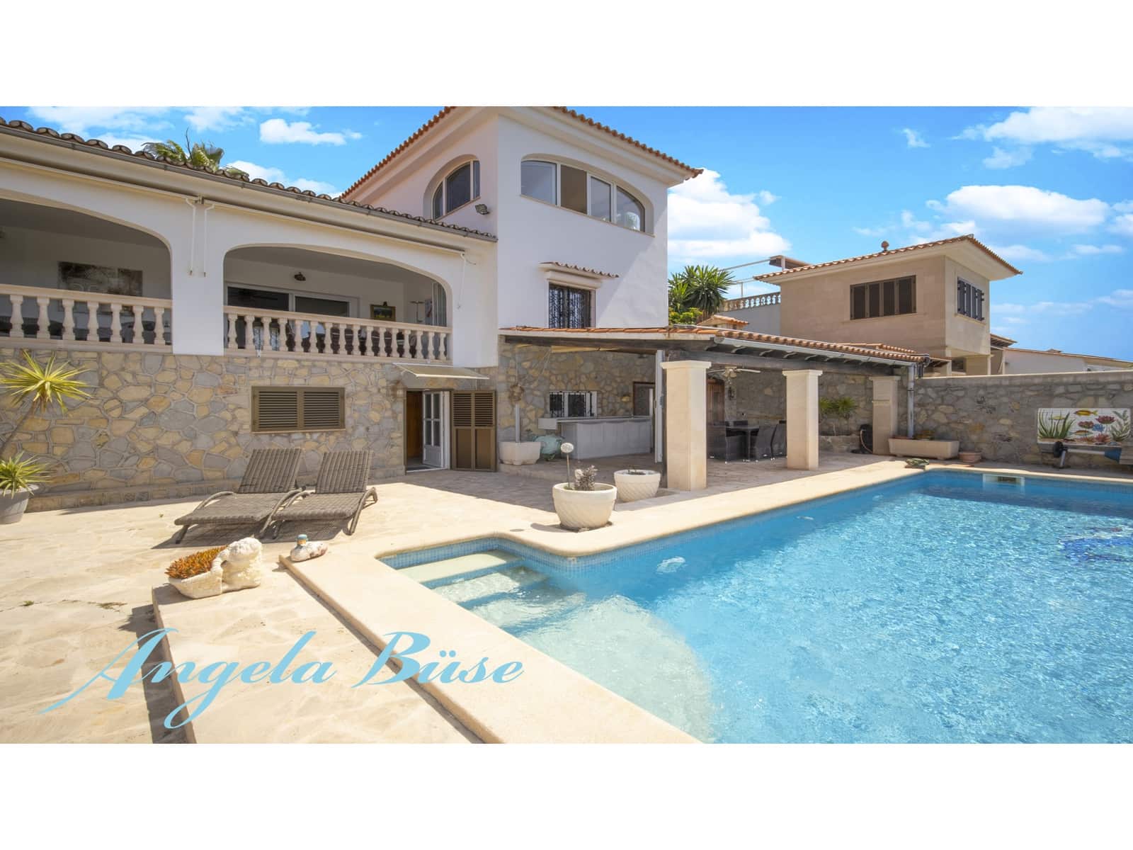 3 soverom Villa til salgs i Cala Murada med svømmebasseng garasje - € 750 000 (Ref: 9640666)