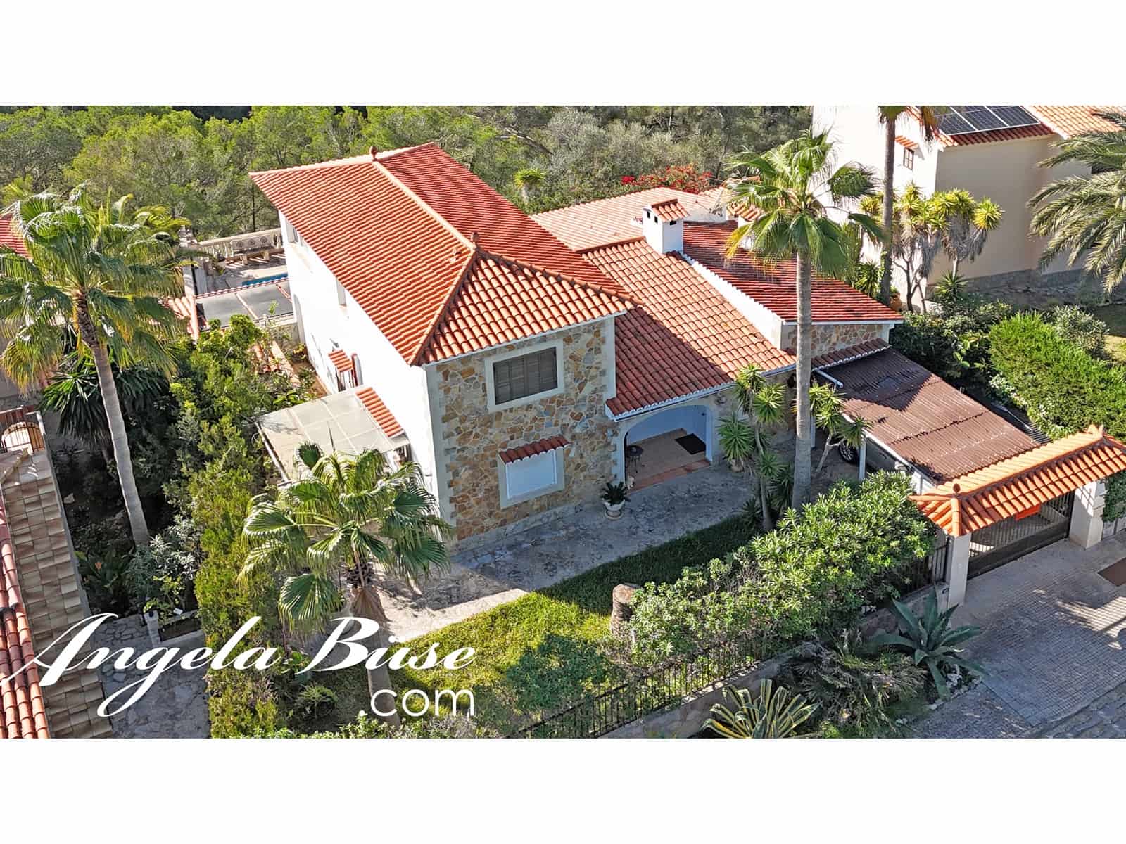 3 soverom Villa til salgs i Cala Murada med svømmebasseng garasje - € 750 000 (Ref: 9640666)
