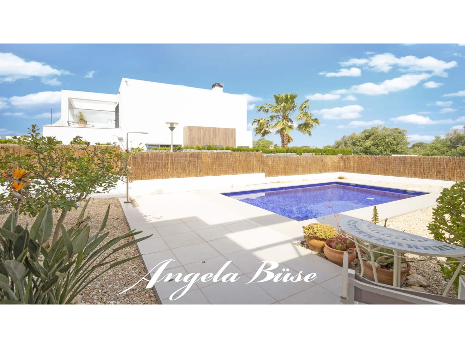 2 soveværelse Rækkehus til salg i Cala Murada med swimmingpool garage - € 505.000 (Ref: 9827466)