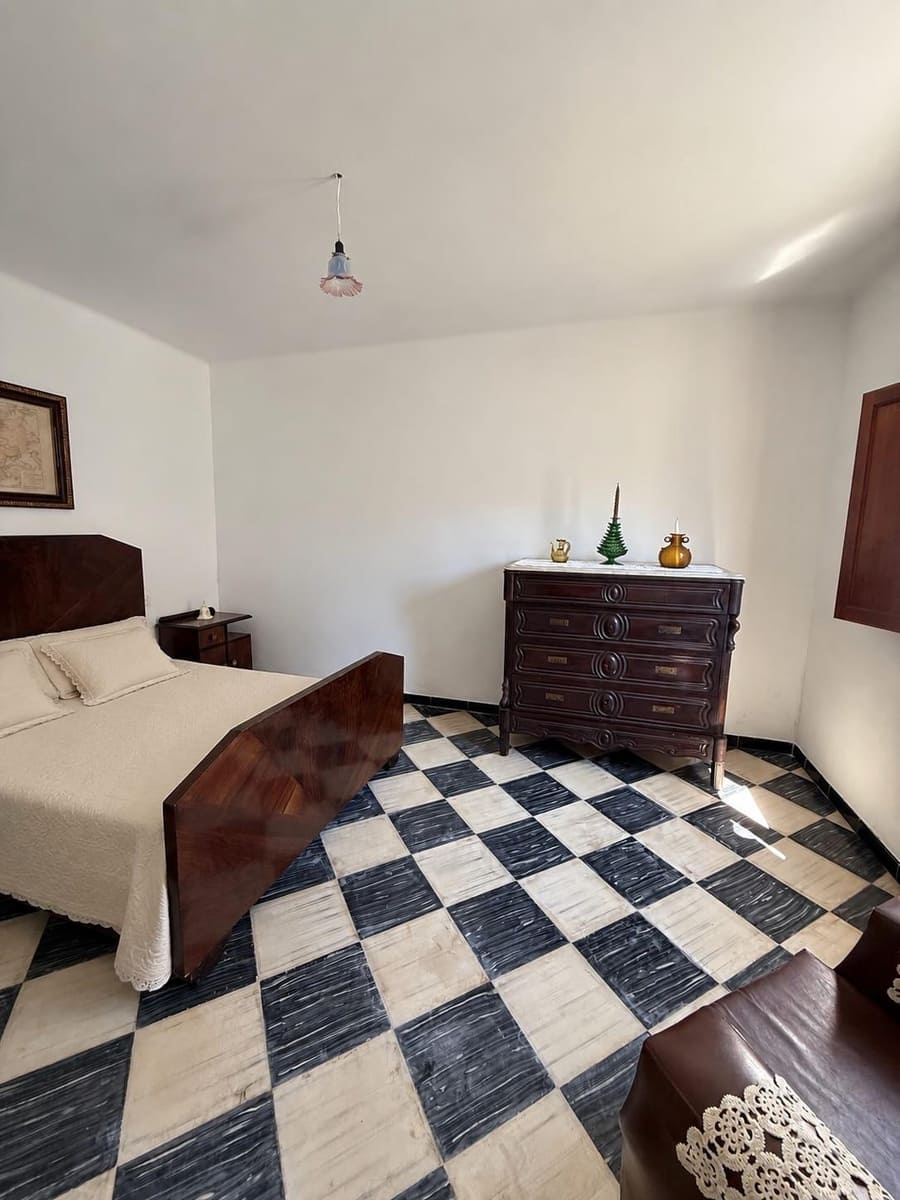 7 quarto Casa em Banda para venda em Sant Joan - 629 000 € (Ref: 10020967)