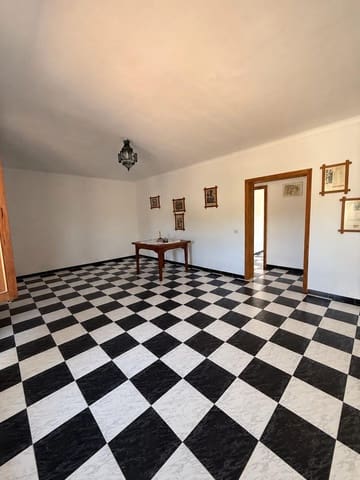 7 bedroom Townhouse for sale in Sant Joan - € 629,000 (Ref: 10020967)
