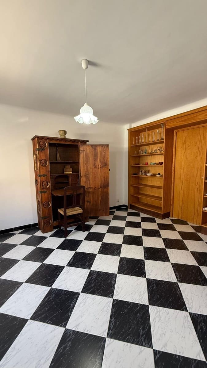 7 quarto Casa em Banda para venda em Sant Joan - 614 000 € (Ref: 10020967)