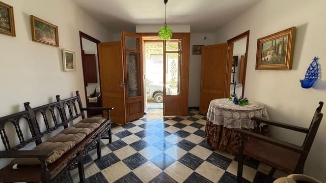 7 soveværelse Byhus til salg i Sant Joan - € 590.000 (Ref: 10020967)