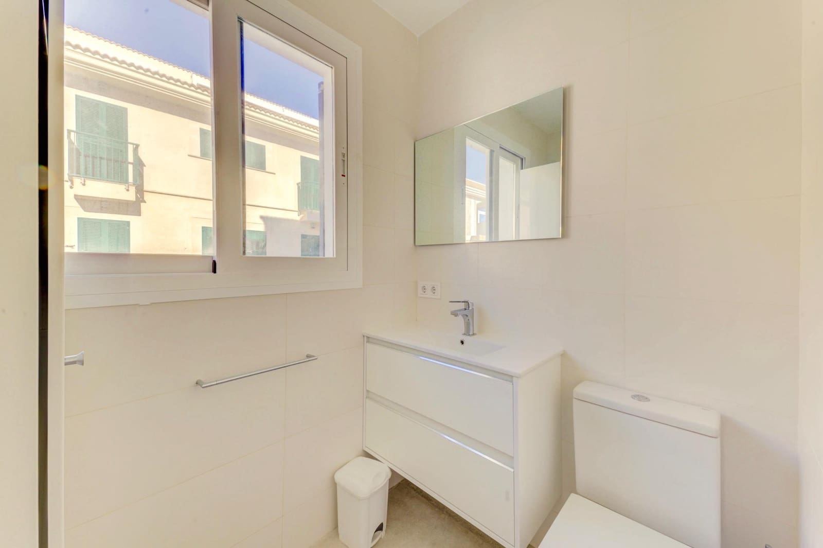 4 bedroom Apartment for sale in Ses Salines - € 2,200,000 (Ref: 10043067)