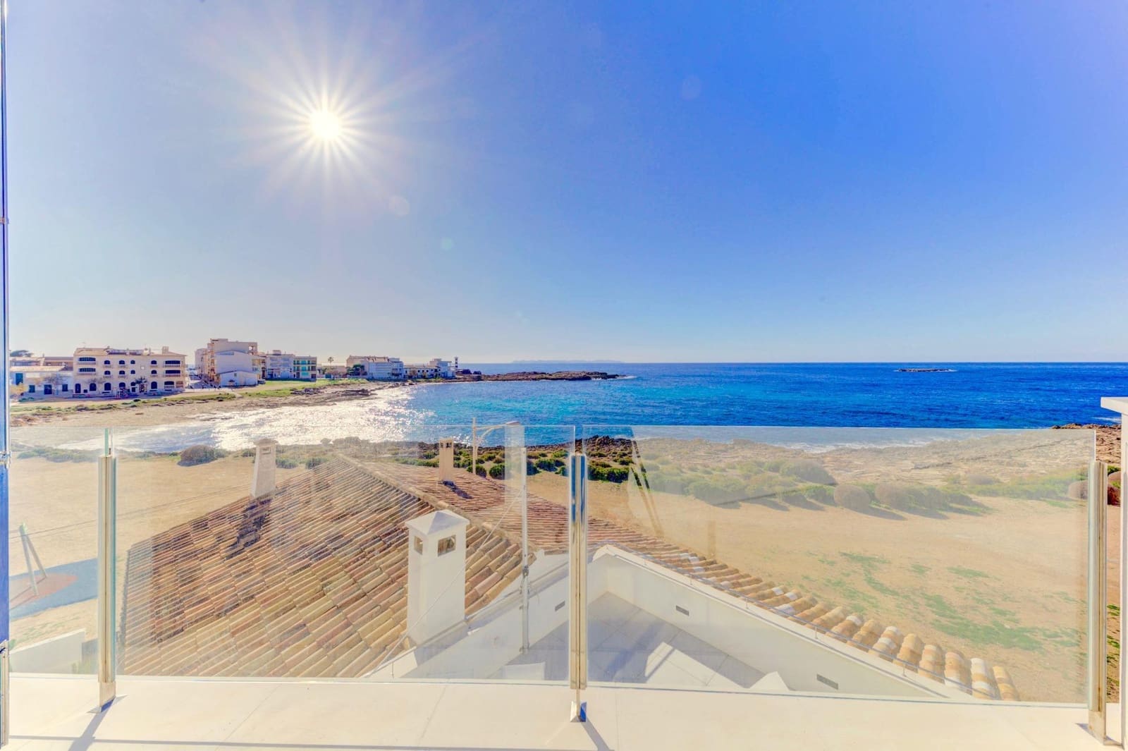 4 bedroom Apartment for sale in Ses Salines - € 2,200,000 (Ref: 10043067)