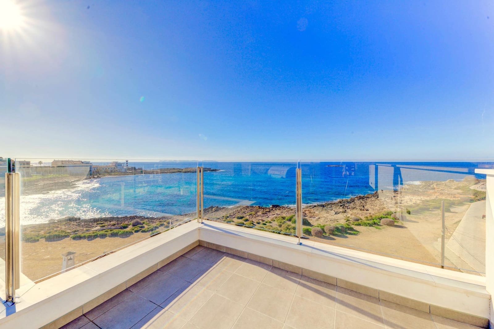4 bedroom Apartment for sale in Ses Salines - € 2,200,000 (Ref: 10043067)