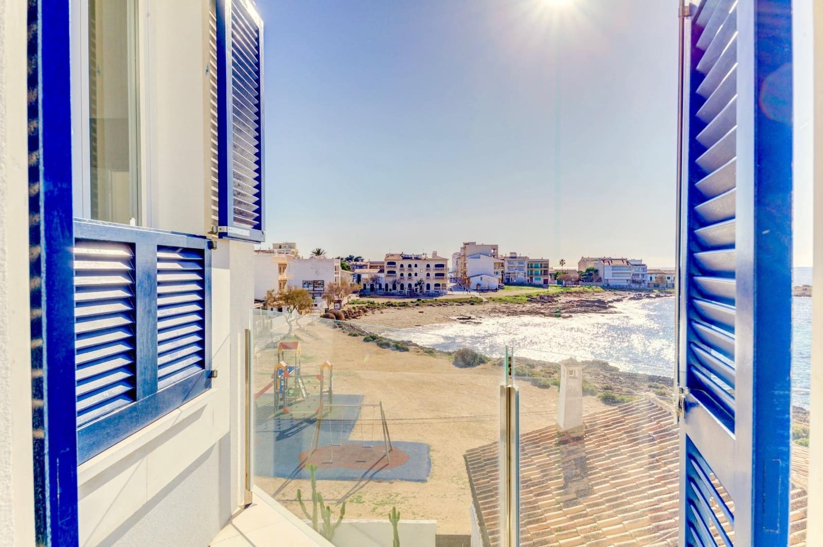 4 bedroom Apartment for sale in Ses Salines - € 2,200,000 (Ref: 10043067)