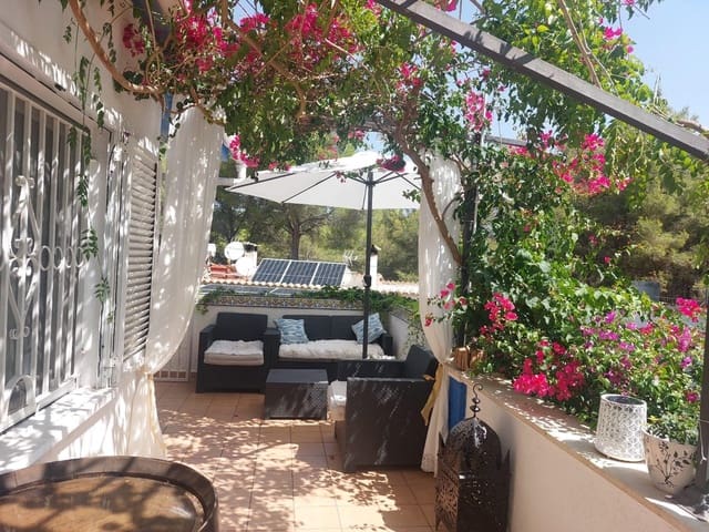 2 slaapkamer Halfvrijstaande villa te koop in Costa de la Calma, Calvià - € 470.000 (Ref: 10089760)