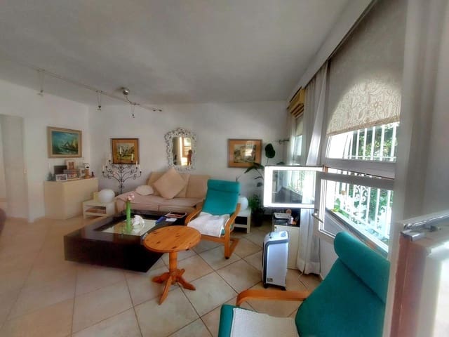 2 bedroom Semi-detached Villa for sale in Costa de la Calma, Calvià - € 470,000 (Ref: 10089760)
