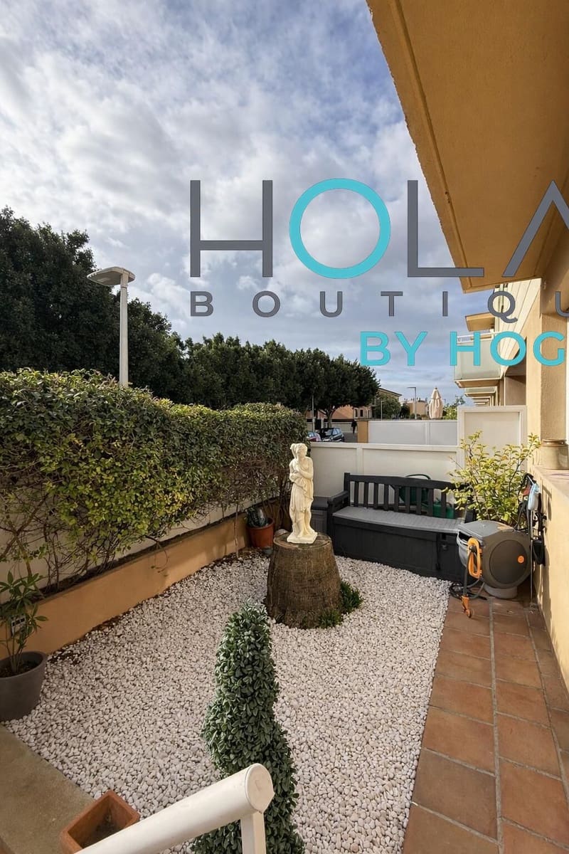 5 bedroom Terraced Villa for sale in Son Ferriol with garage - € 635,000 (Ref: 9580168)