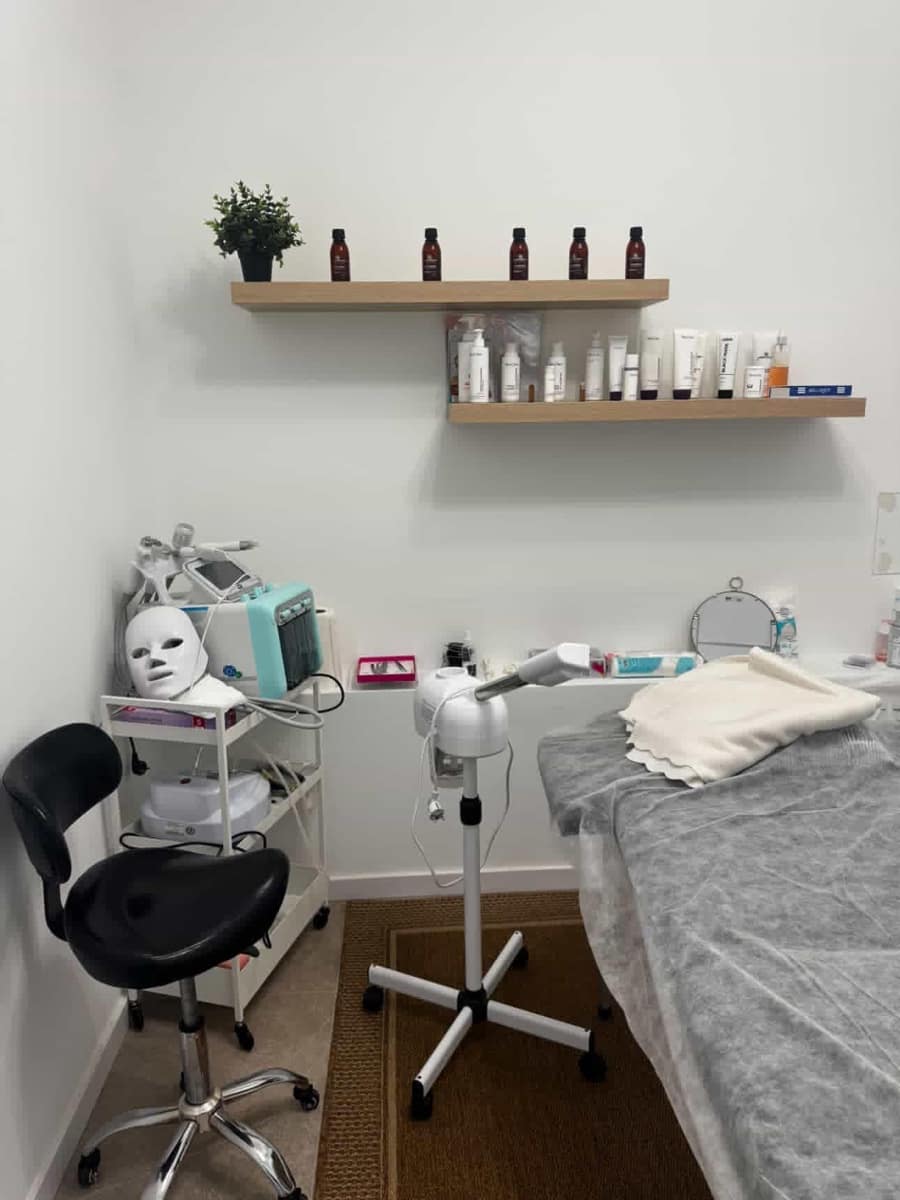 2 soveværelse Erhverv til leje i Palma de Mallorca - € 1.200 (Ref: 9608072)