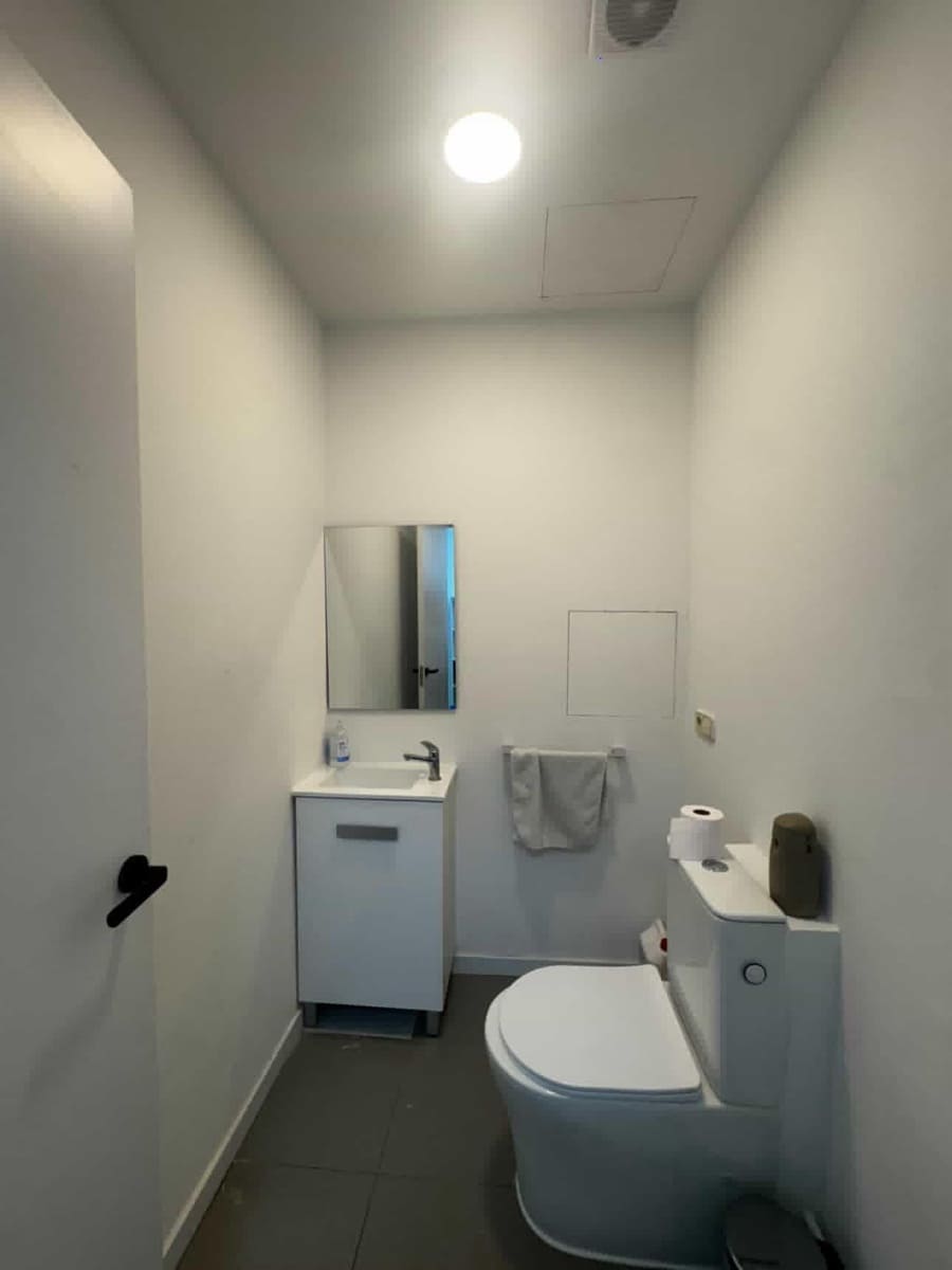 2 soveværelse Erhverv til leje i Palma de Mallorca - € 1.200 (Ref: 9608072)