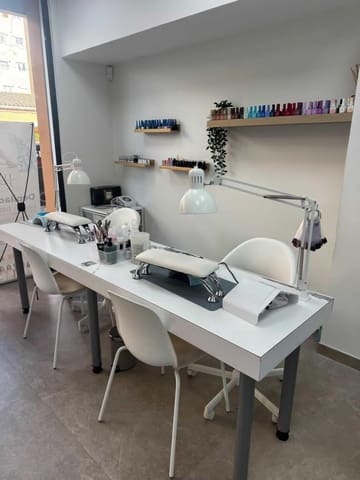 2 slaapkamer Commercieel te huur in Palma de Mallorca - € 1.200 (Ref: 9608072)