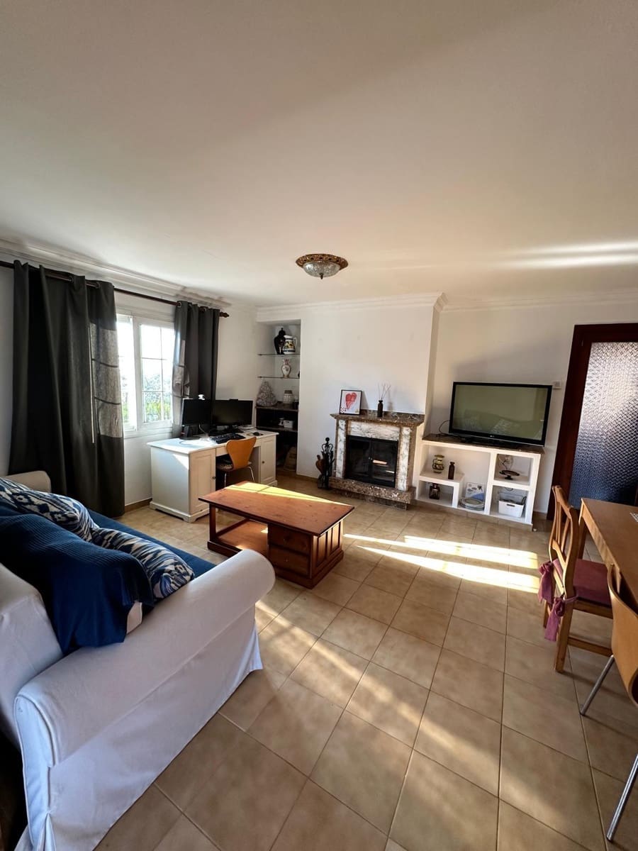 Chalet de 7 habitaciones en Palma de Mallorca en venta con piscina garaje - 899.000 € (Ref: 9666503)