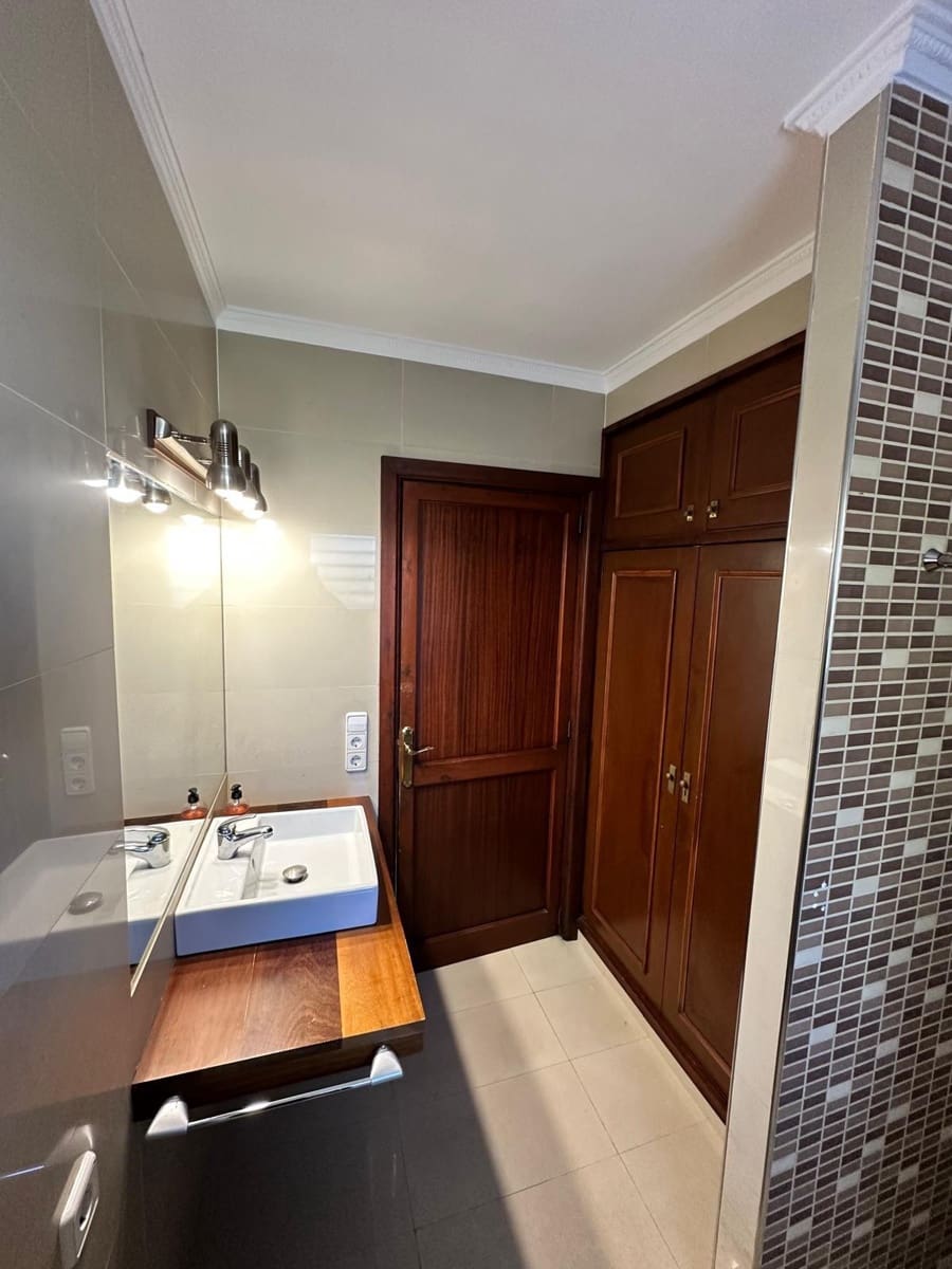 Chalet de 7 habitaciones en Palma de Mallorca en venta con piscina garaje - 899.000 € (Ref: 9666503)