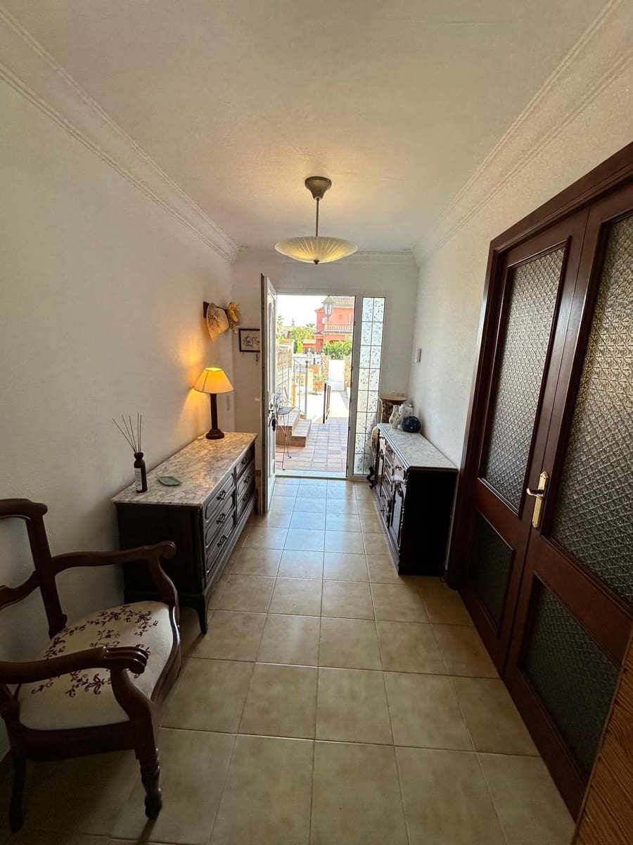 Chalet de 7 habitaciones en Palma de Mallorca en venta con piscina garaje - 899.000 € (Ref: 9666503)