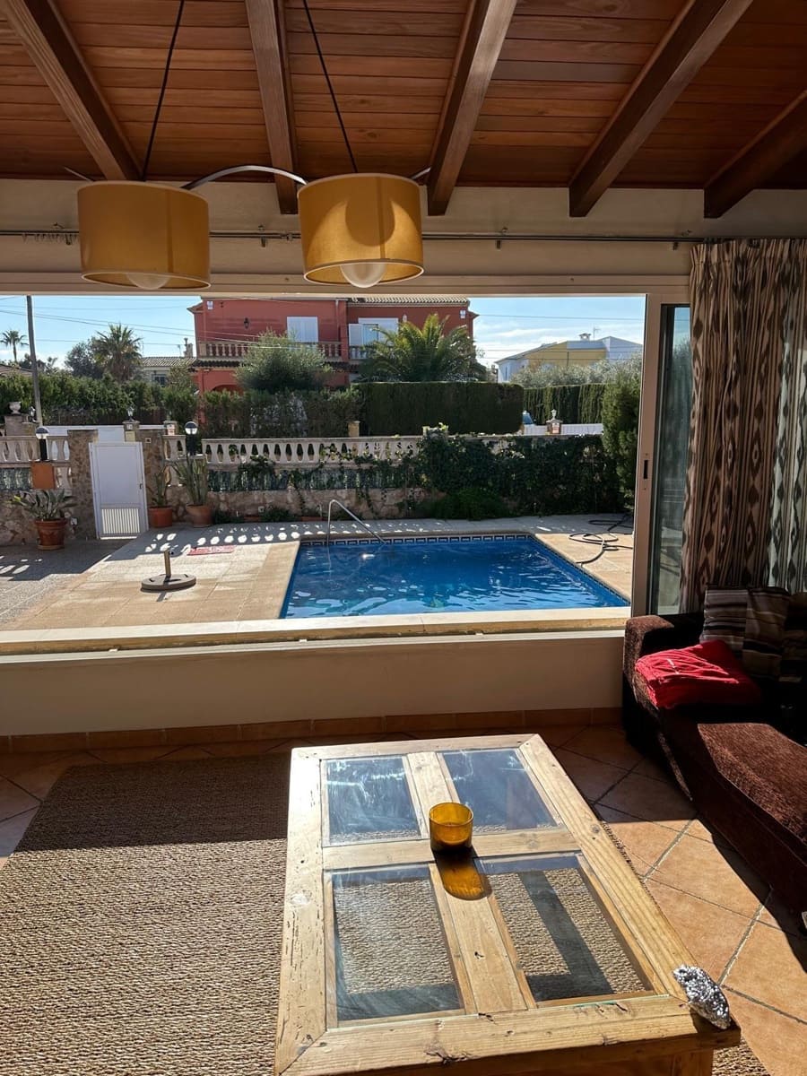 Chalet de 7 habitaciones en Palma de Mallorca en venta con piscina garaje - 899.000 € (Ref: 9666503)