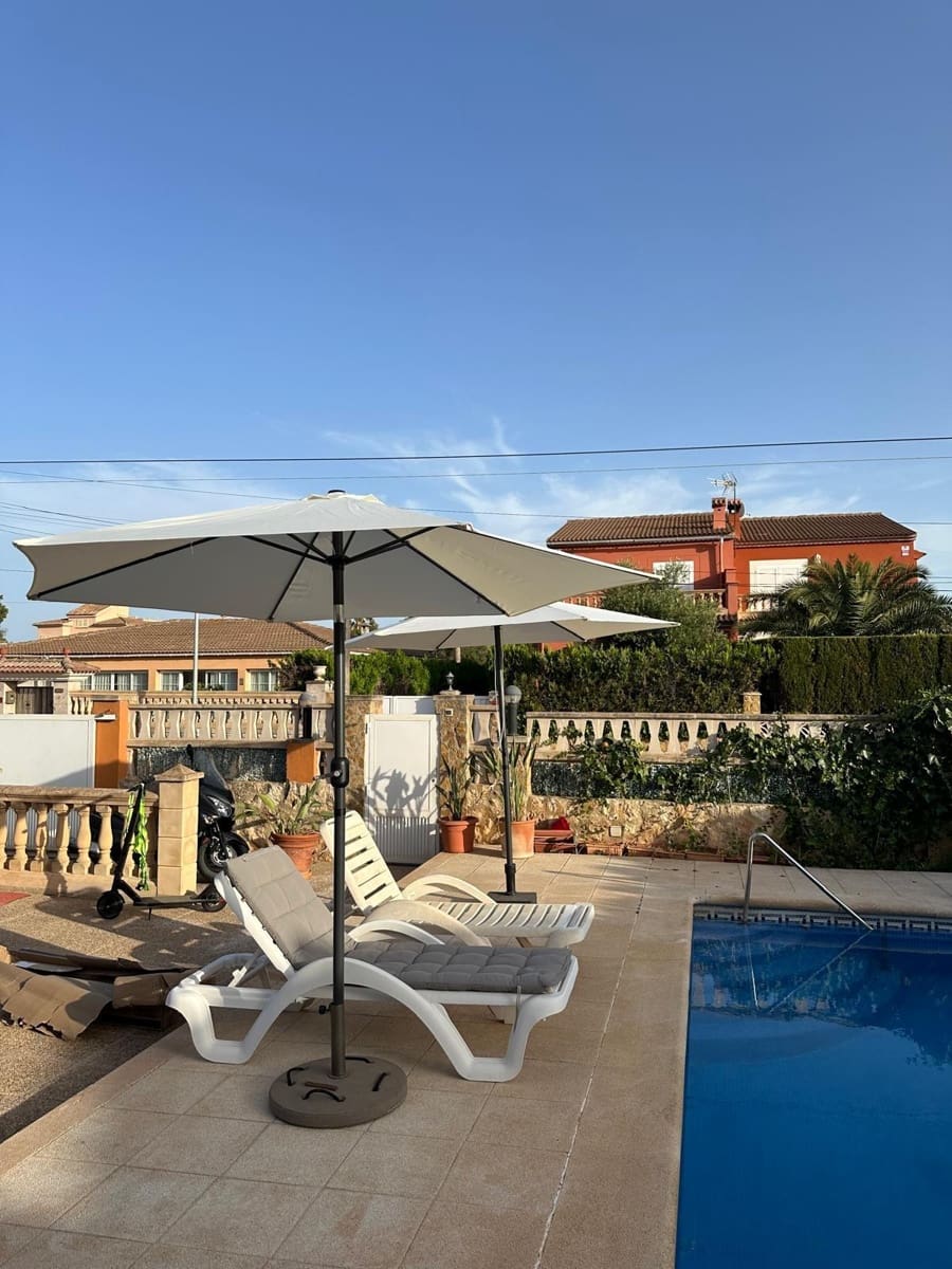 Chalet de 7 habitaciones en Palma de Mallorca en venta con piscina garaje - 899.000 € (Ref: 9666503)