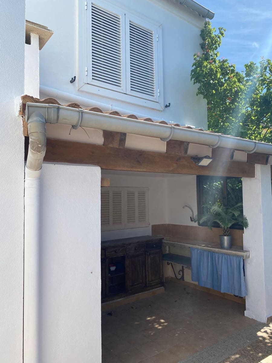 Chalet de 7 habitaciones en Palma de Mallorca en venta con piscina garaje - 899.000 € (Ref: 9666503)