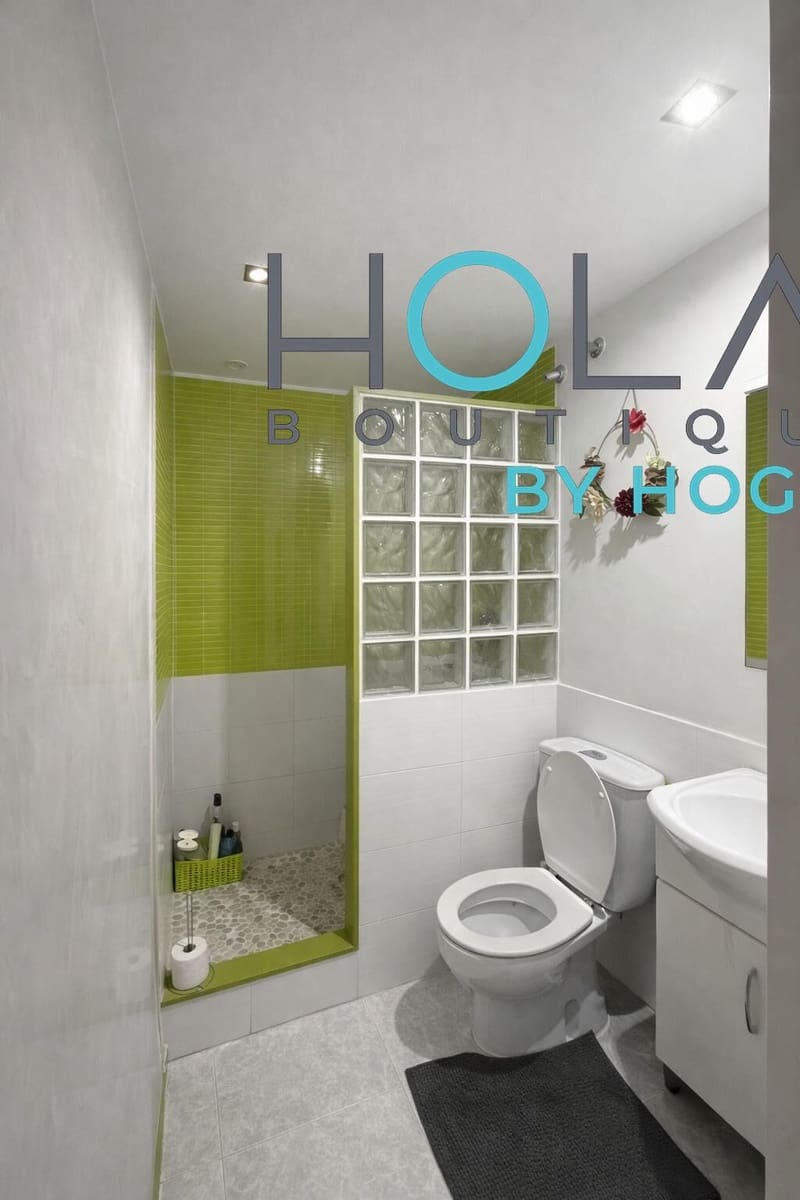 3 bedroom Flat for sale in Son Ferriol with garage - € 480,000 (Ref: 9726643)