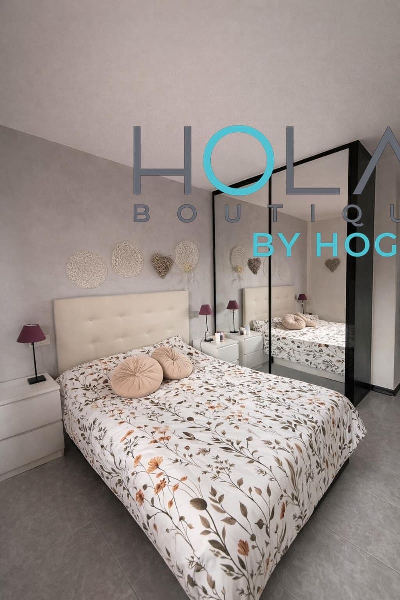 3 bedroom Flat for sale in Son Ferriol with garage - € 480,000 (Ref: 9726643)