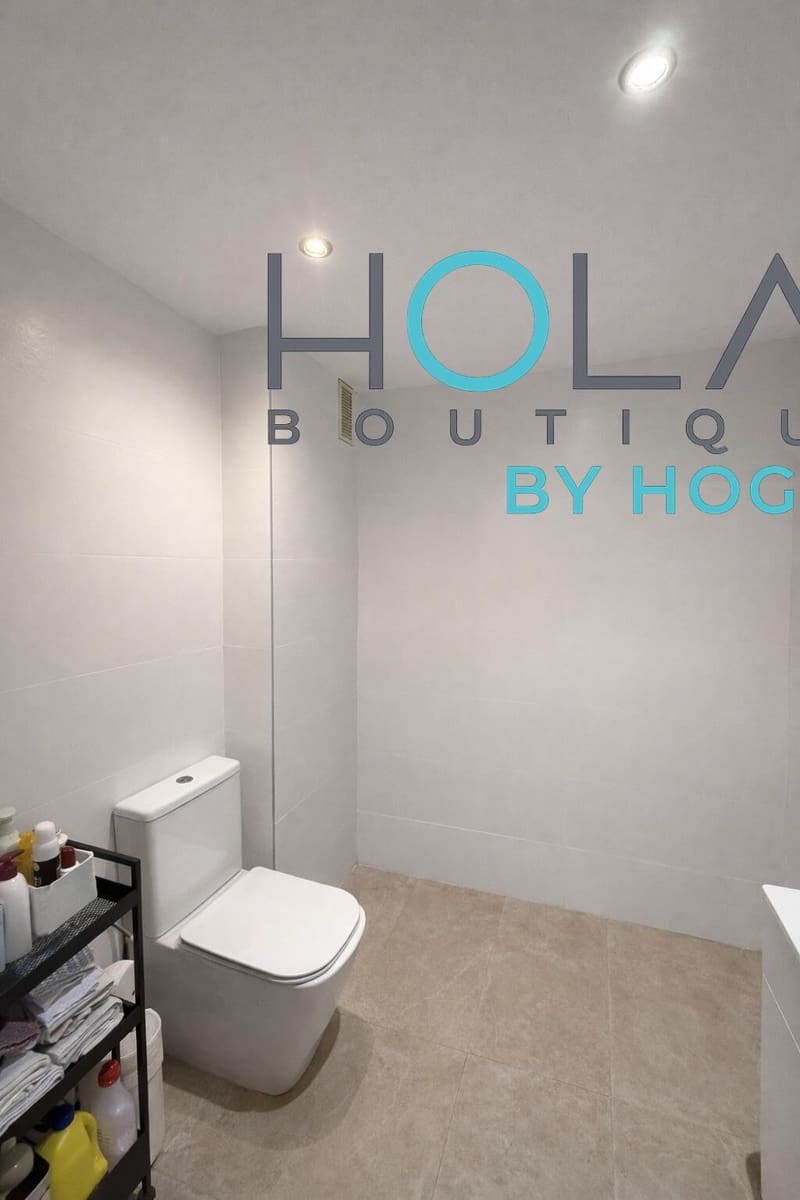 3 bedroom Flat for sale in Son Ferriol with garage - € 480,000 (Ref: 9726643)