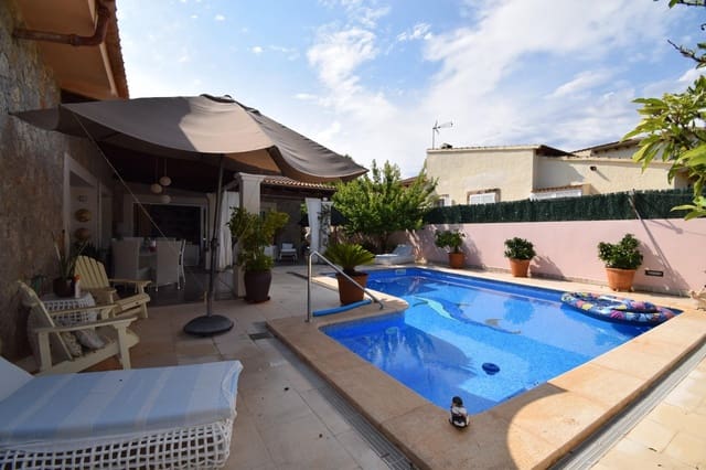 Chalet de 3 habitaciones en Son Serra de Marina, Santa Margalida en venta con piscina garaje - 1.200.000 € (Ref: 9752033)