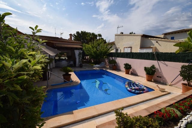 Chalet de 3 habitaciones en Son Serra de Marina, Santa Margalida en venta con piscina garaje - 1.200.000 € (Ref: 9752033)