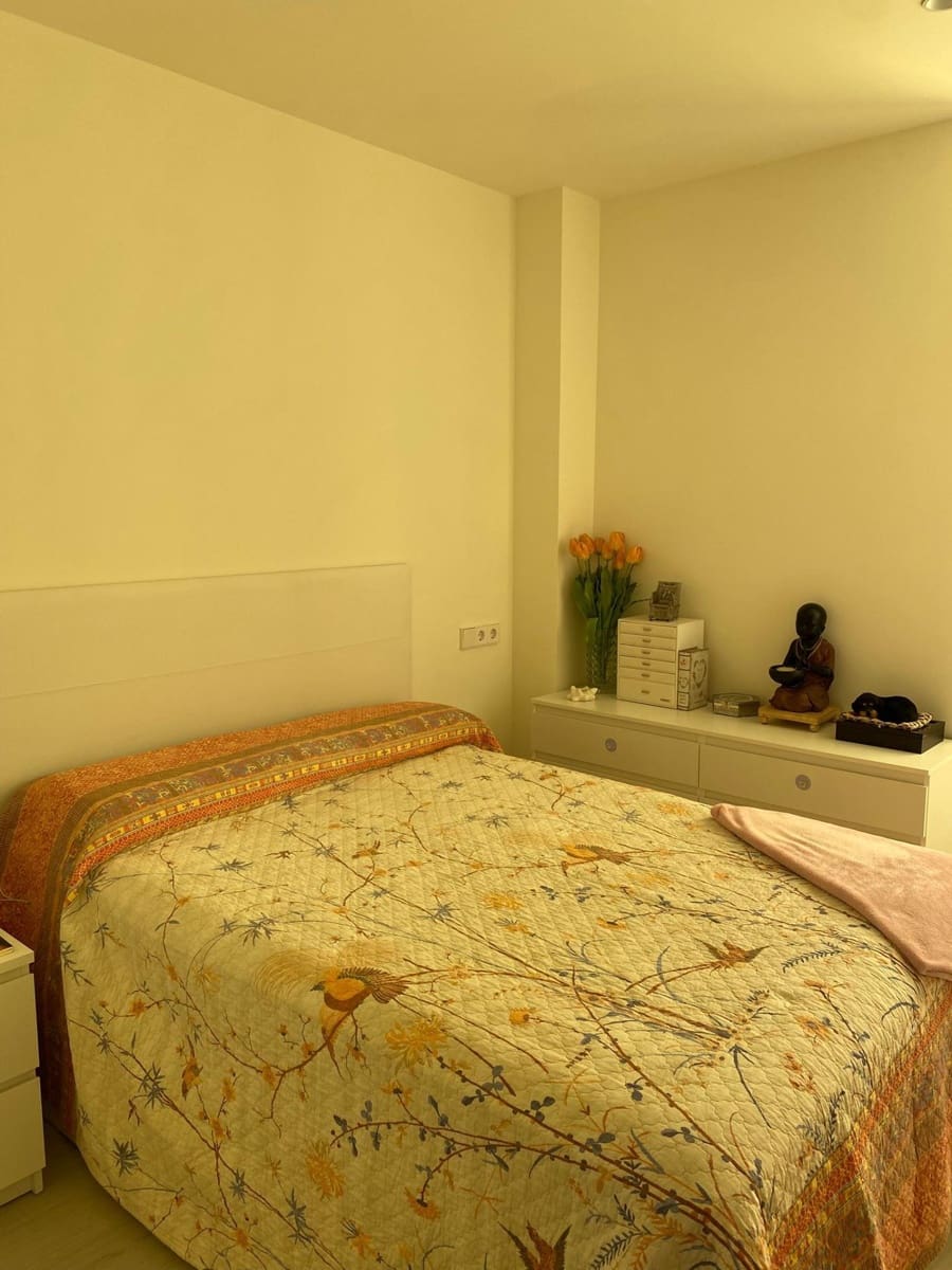 2 bedroom Flat for sale in Palma de Mallorca - € 539,000 (Ref: 9780563)