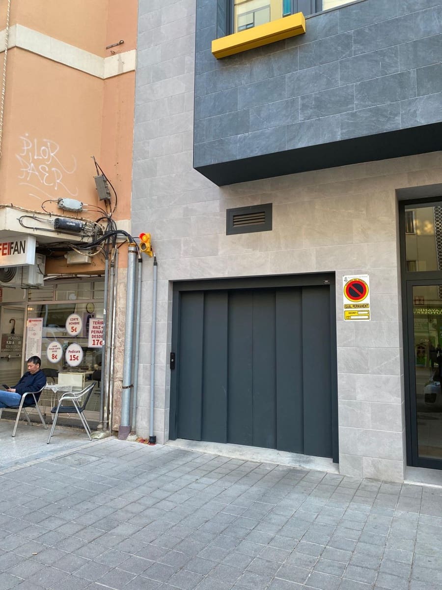 2 bedroom Flat for sale in Palma de Mallorca - € 539,000 (Ref: 9780563)