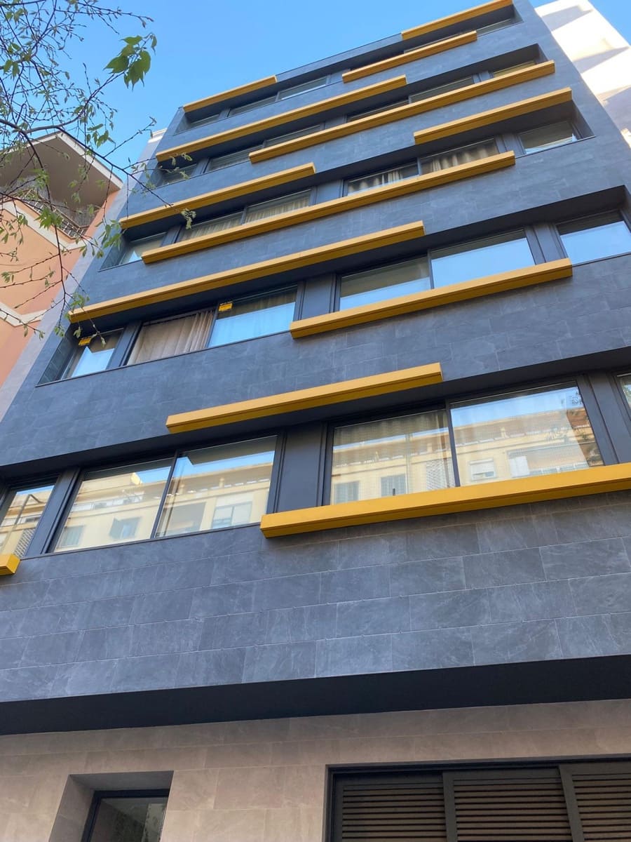 2 bedroom Flat for sale in Palma de Mallorca - € 539,000 (Ref: 9780563)