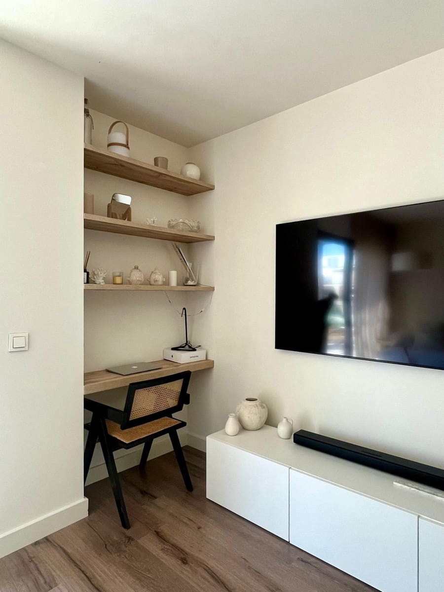 2 bedroom Flat for sale in Santa Ponsa with pool garage - € 741,000 (Ref: 9884811)