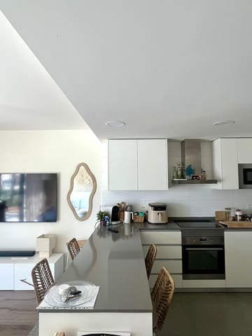 Piso de 2 habitaciones en Santa Ponsa, Calvià en venta con piscina garaje - 741.000 € (Ref: 9884811)